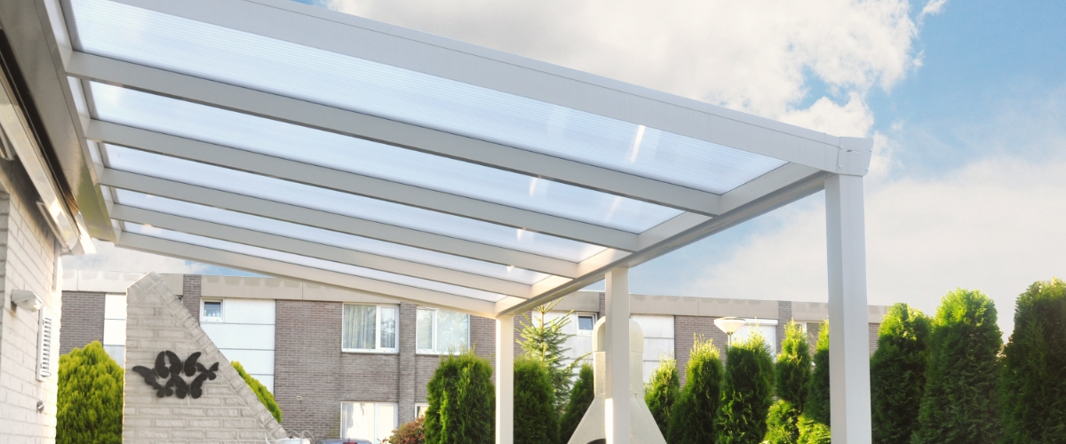 Onderhoud van uw Legend Polycarbonaat veranda