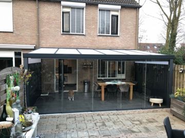 Veranda antraciet met polycarbonaat dak